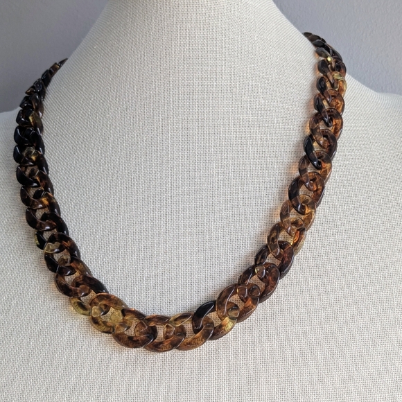 Tortoise Shell Plastic Link Necklace - Picture 2 of 4
